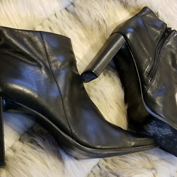 Brazilian  Leather Hight Heel Black Booties - Picture 4 of 4